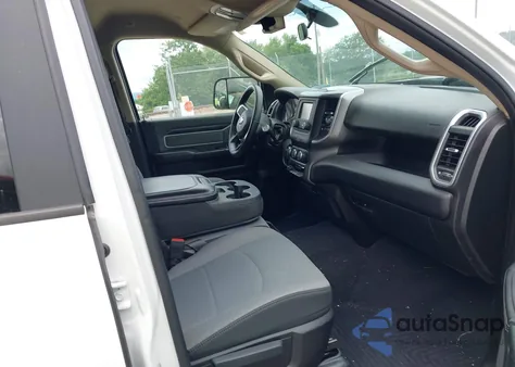 2019 Ram 2500 Big Horn 4X4 6'4 Box from USA, damaged, VIN 3C6UR5DLXKG625925